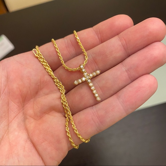 Real Diamond Cross Pendant 1.00 Ct 10k Yellow Gold Necklace Chain - Picture 2 of 5